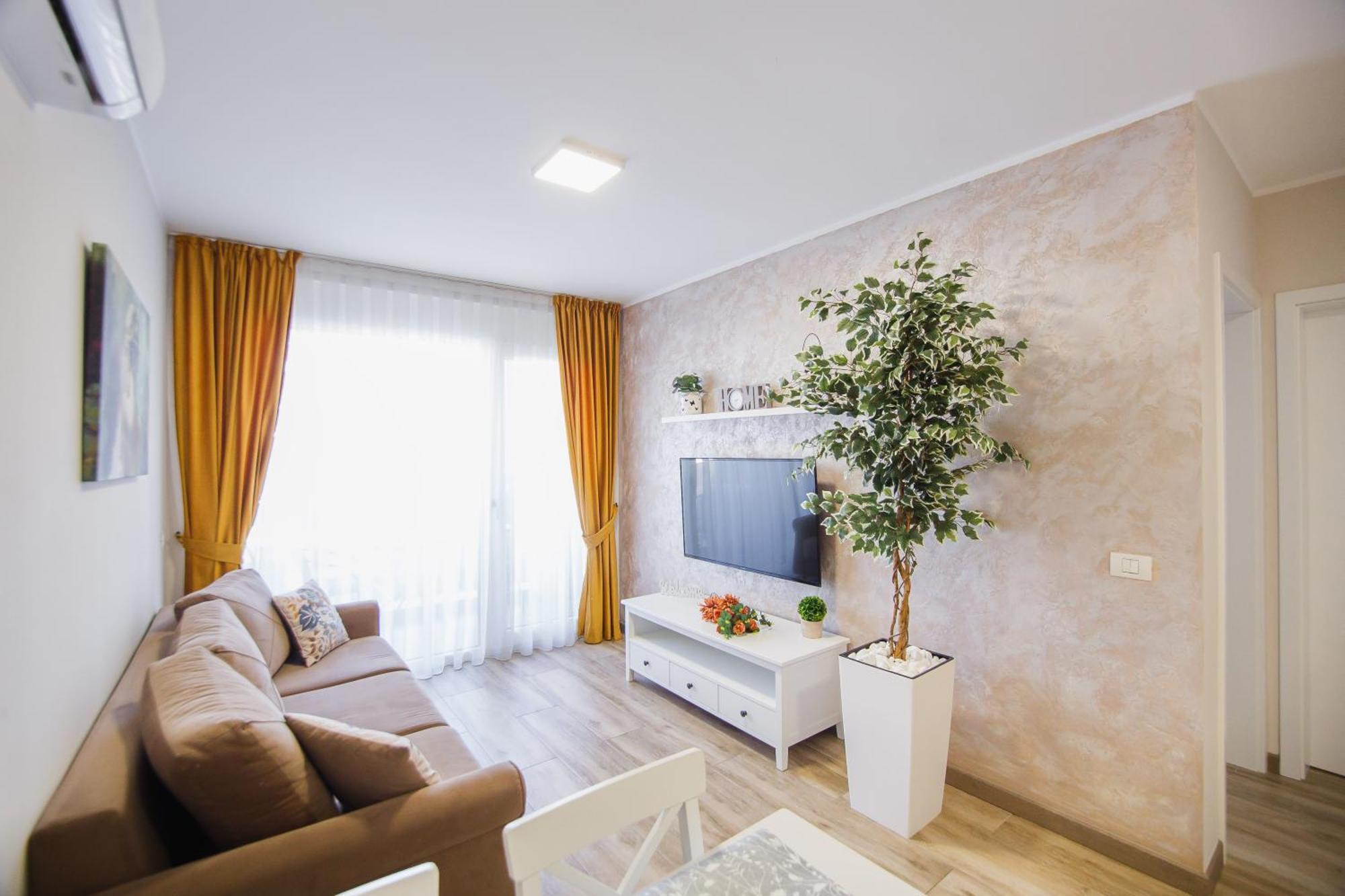 Cappuccino Colors At West Residence Oradea Exteriör bild